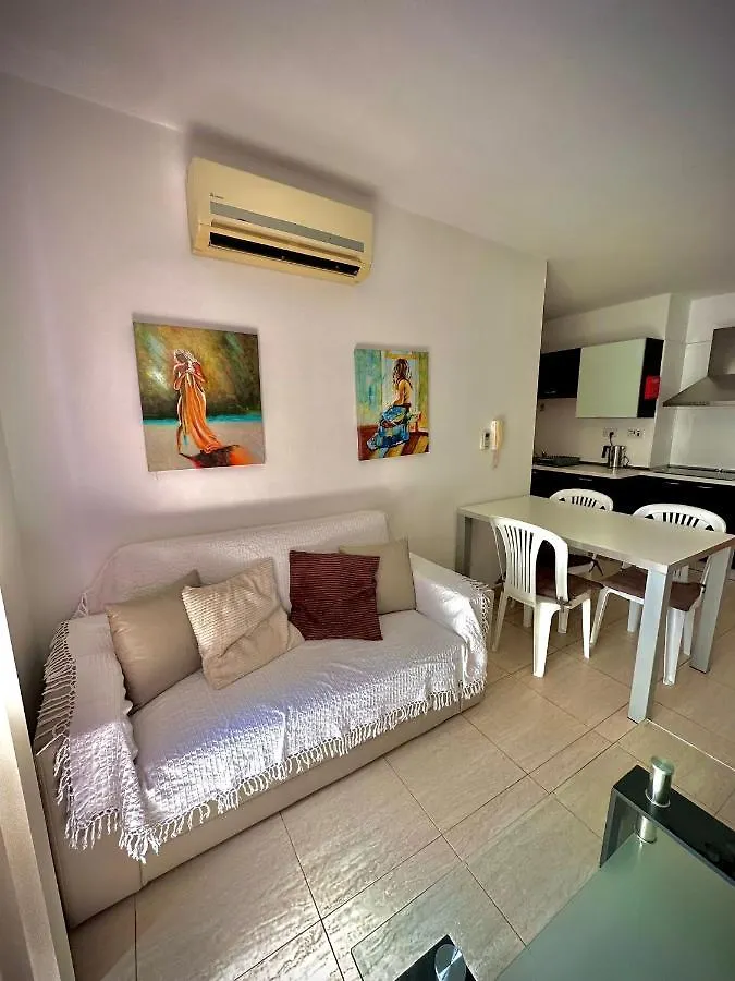 Dhalia Apartments - St. Julians San Ġiljan