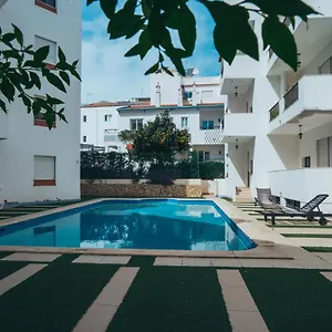 apartamento-deluxe-oldtown-30-by-portugalferias.hotelaalgarve.com/